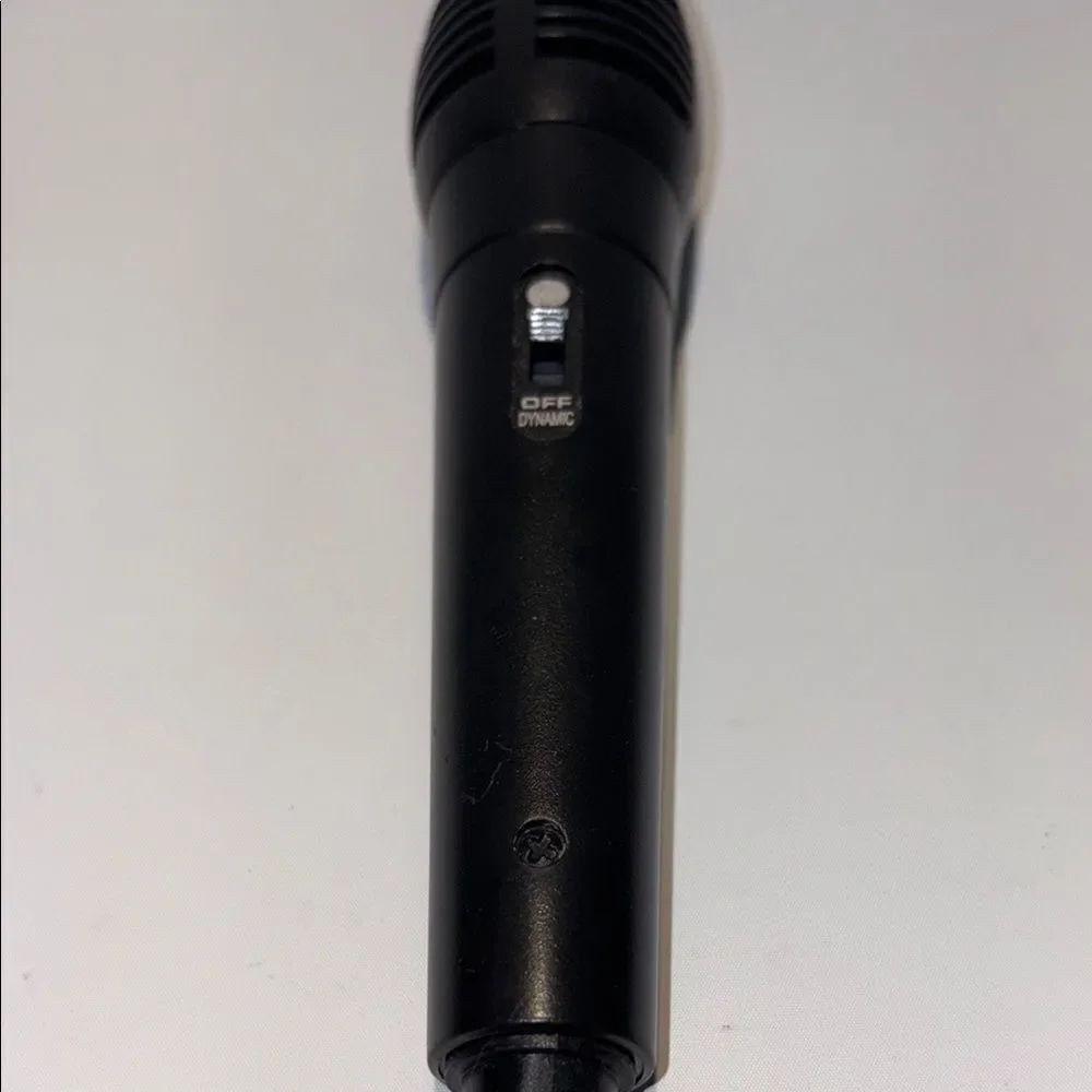 Black Portable Audio Microphone - Picture 3 of 8